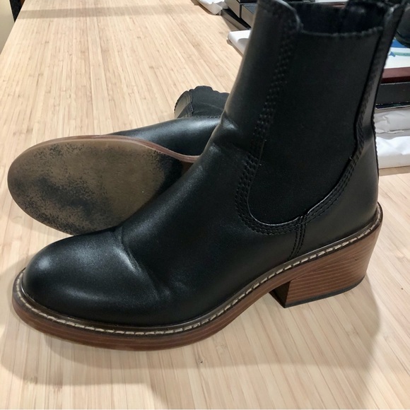 Steve Madden Laurely Chelsea Boots - Picture 5 of 10